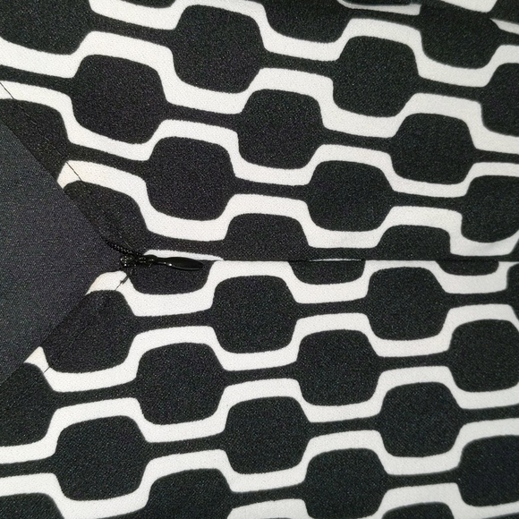 CB Established Women's Size 15 Geometric Print One Piece Lined Career Wear Dress - Picture 7 of 16